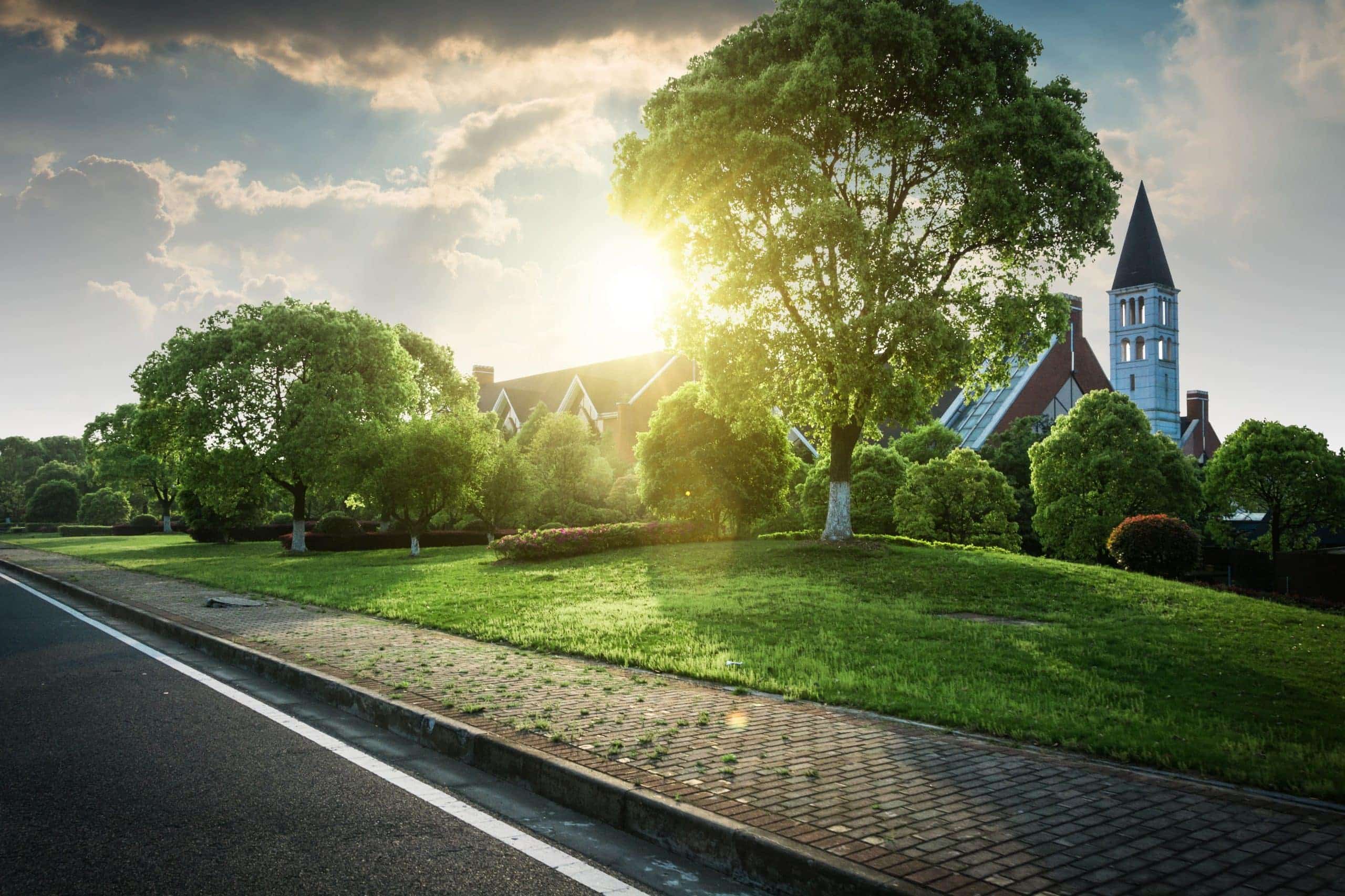 can foreigners buy property in USA?