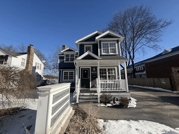 69 Park Avenue — Worcester, Massachusetts
