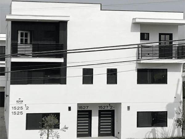 Multi-Family Unit in Los Angeles — photo 1 of 3