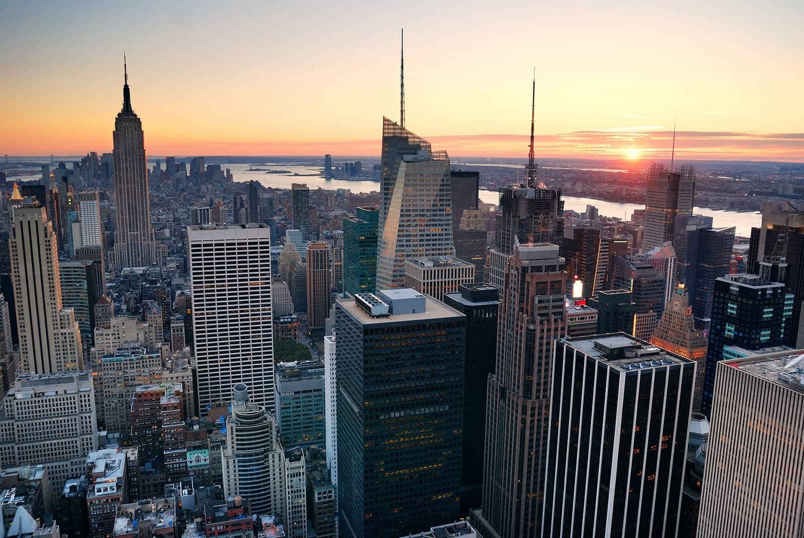 U.S. expats and U.S. green card holders securing a home before relocation