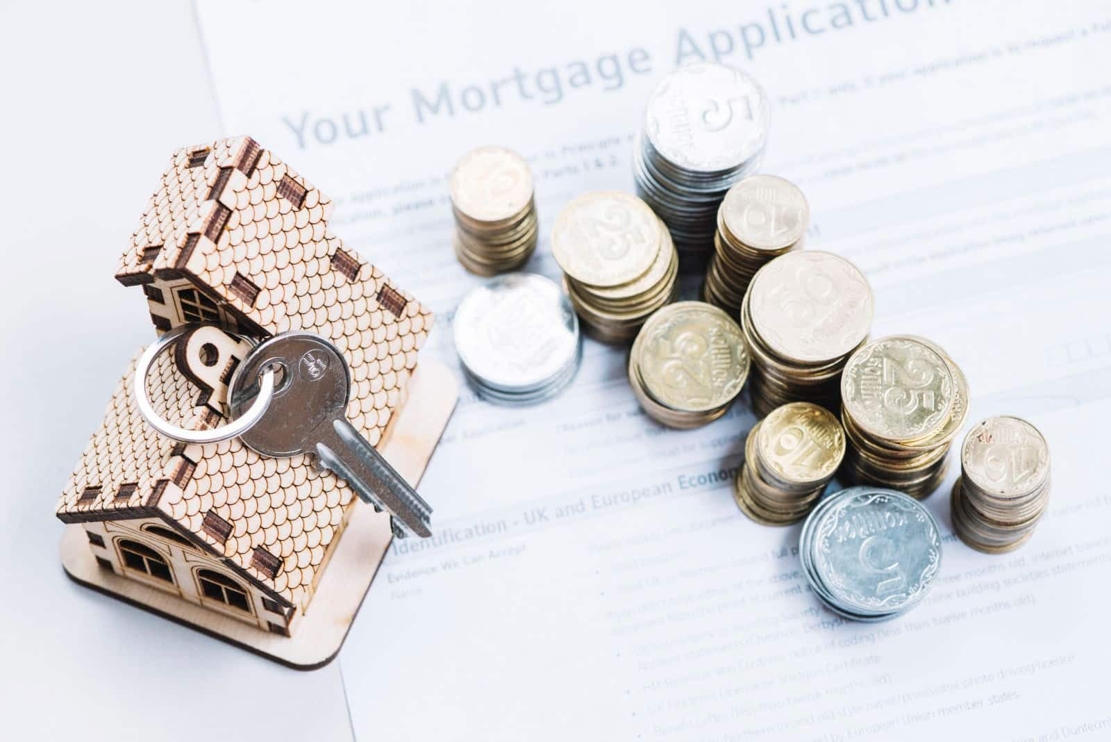 American expat analyzing DSCR loan strategy for U.S. rental property using rental income instead of personal income
