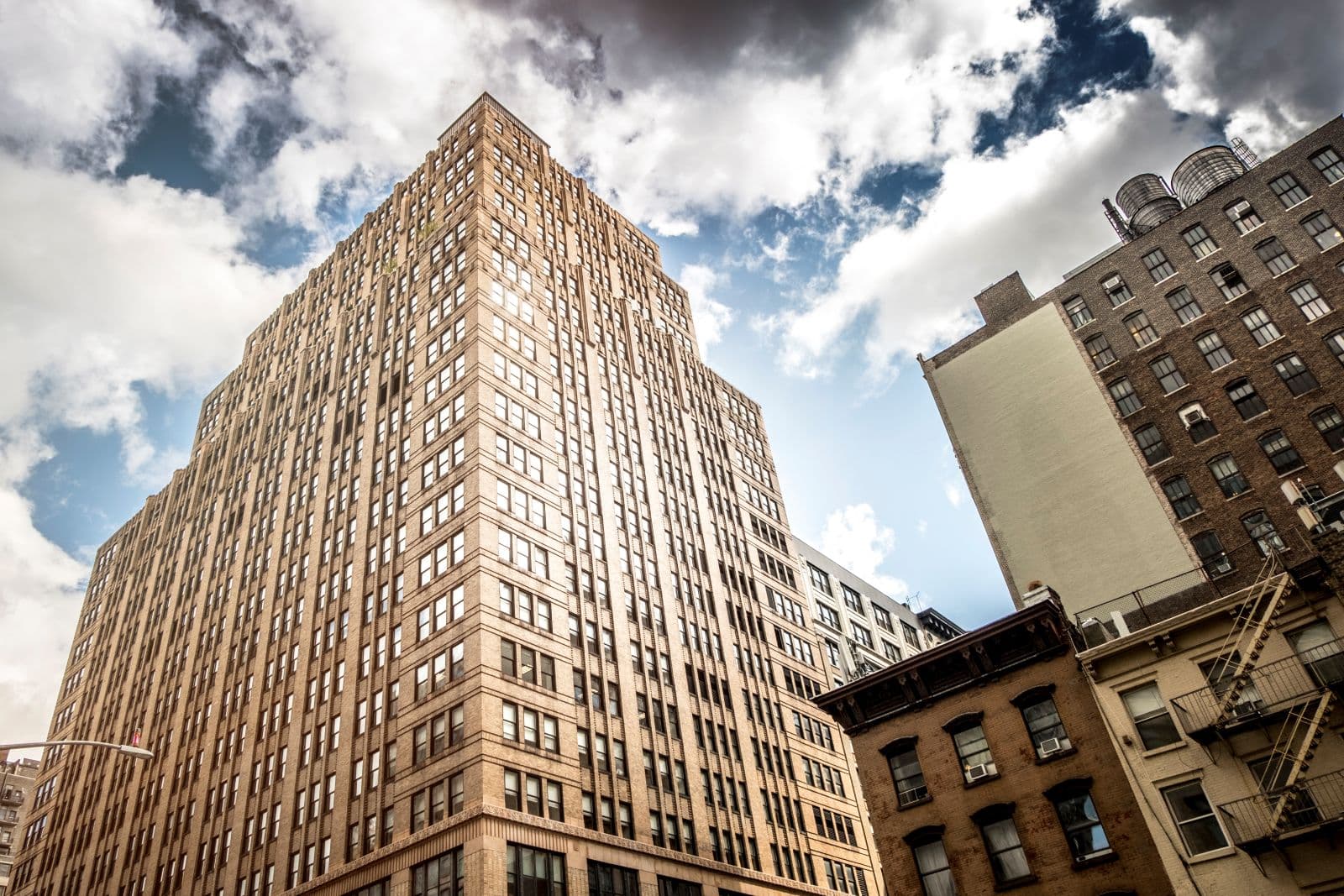 Japanese capital moving into U.S. real estate as overseas investors explore American property opportunities