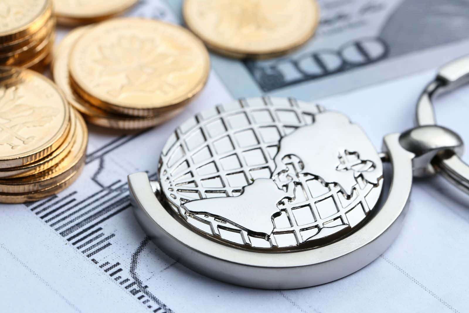 Foreign investor analyzing US real estate financing and investment strategy