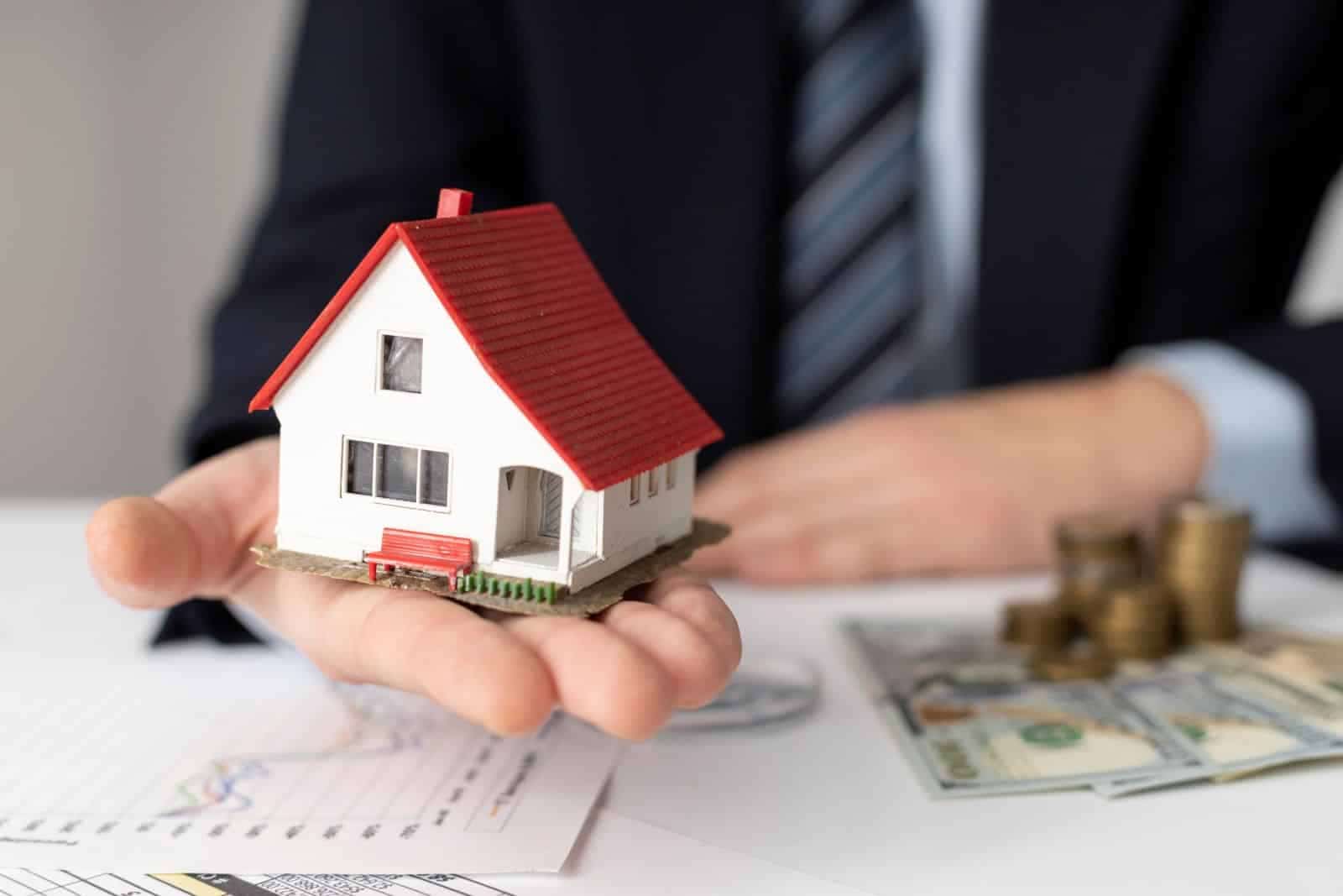 Borrower exploring Non-QM loan options for U.S. real estate financing
