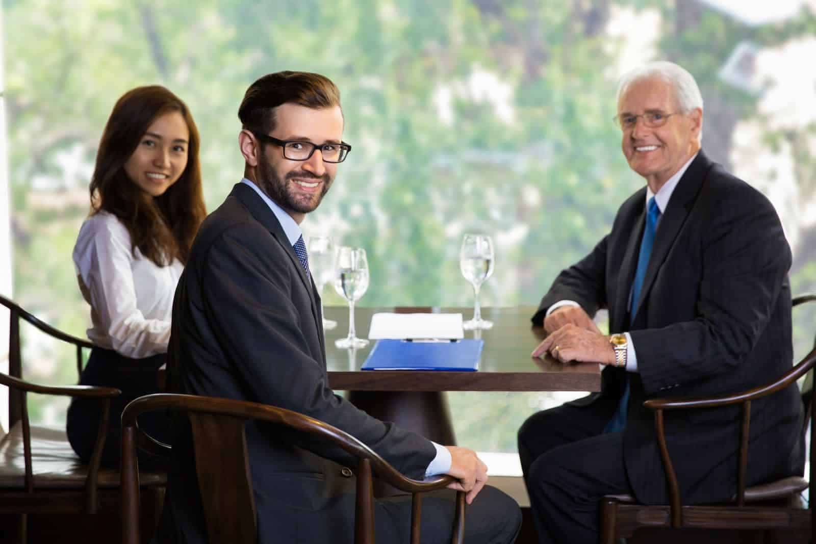 High-net-worth homeowner using a buy-before-you-sell bridge loan to purchase a luxury property before selling an existing home