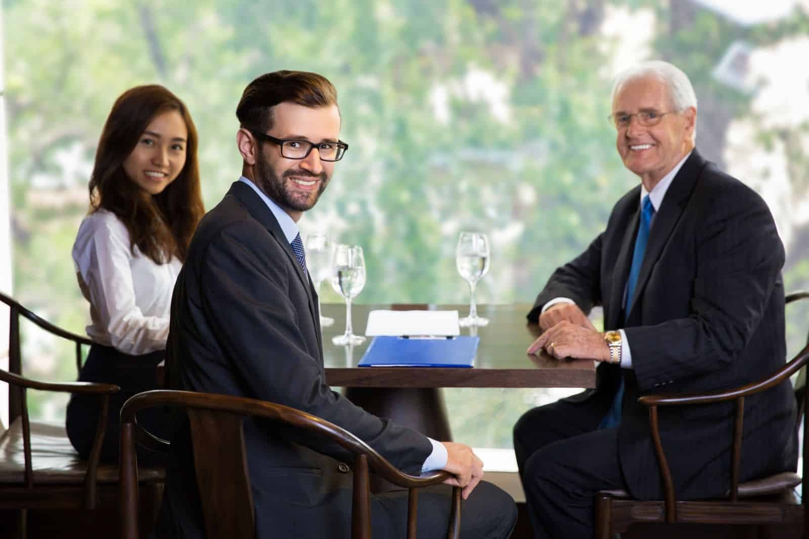 High-net-worth homeowner using a buy-before-you-sell bridge loan to purchase a luxury property before selling an existing home