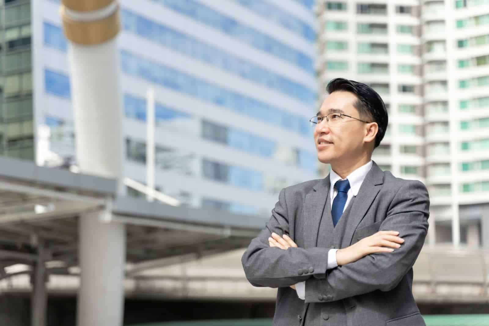 Hong Kong, mainland China, and Greater Asia investors evaluating U.S. real estate opportunities, DSCR mortgage financing, and American investment property markets in 2026