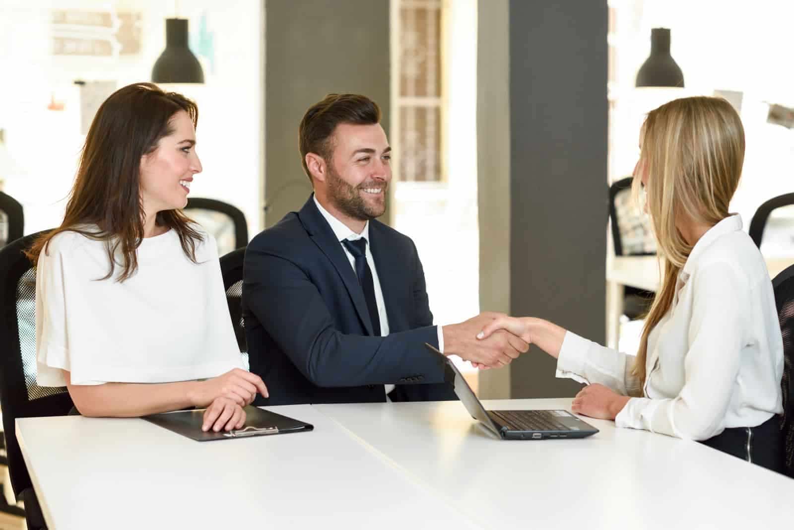 Foreign national investor comparing LLC, trust, and personal ownership structures for US real estate investment and DSCR financing