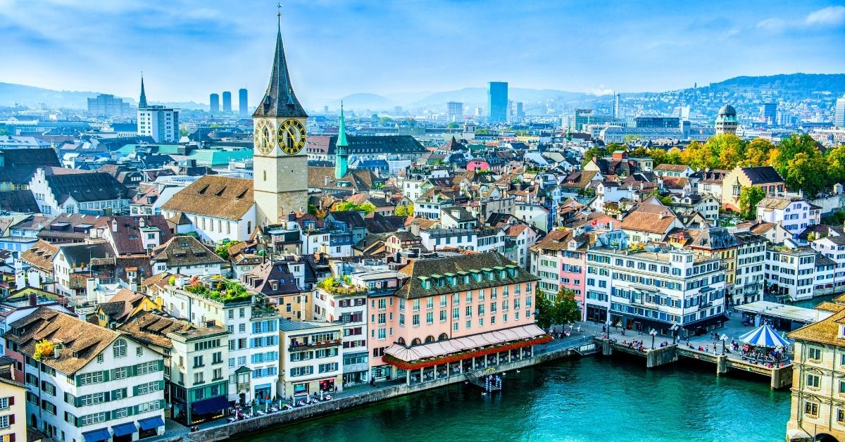 How Can Swiss Citizens Get Mortgages in the USA? image