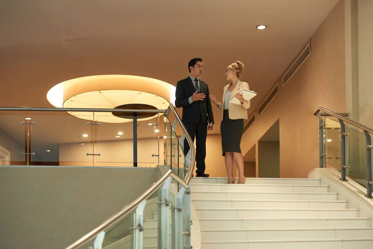 High-net-worth family using a trust-owned luxury property to secure an asset-based bridge loan while preserving estate planning structures
