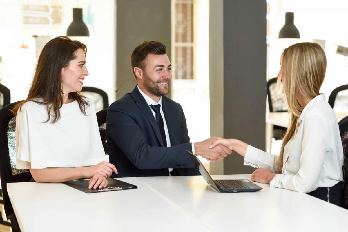 Foreign national investor comparing LLC, trust, and personal ownership structures for US real estate investment and DSCR financing